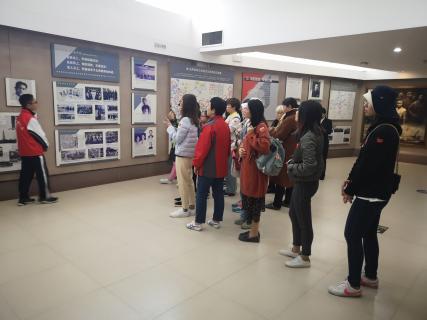 巅峰国际：红色之旅 唤起心中的红色魂