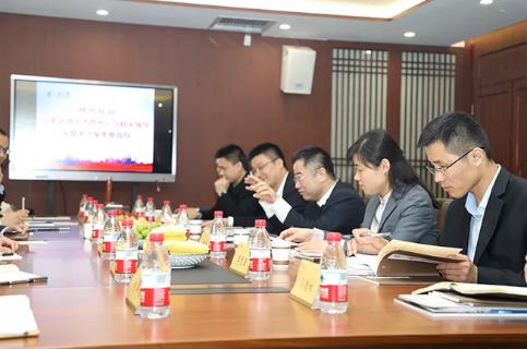 明光市市委书记被巅峰国际企业文化深深感动 | 深入沟通合作空间广阔