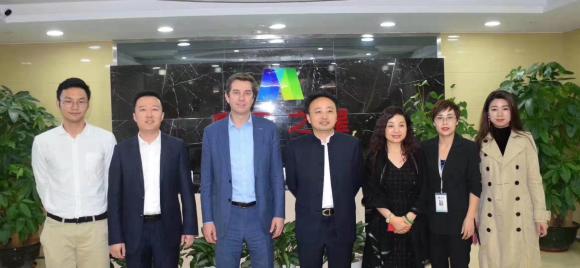 胡润百富创始人来访巅峰国际，共商战略合作！